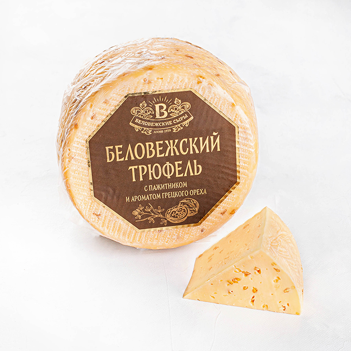 Сыр Беловежский трюфель с пажитником и аром. грец. ореха 45% Беловежские сыры